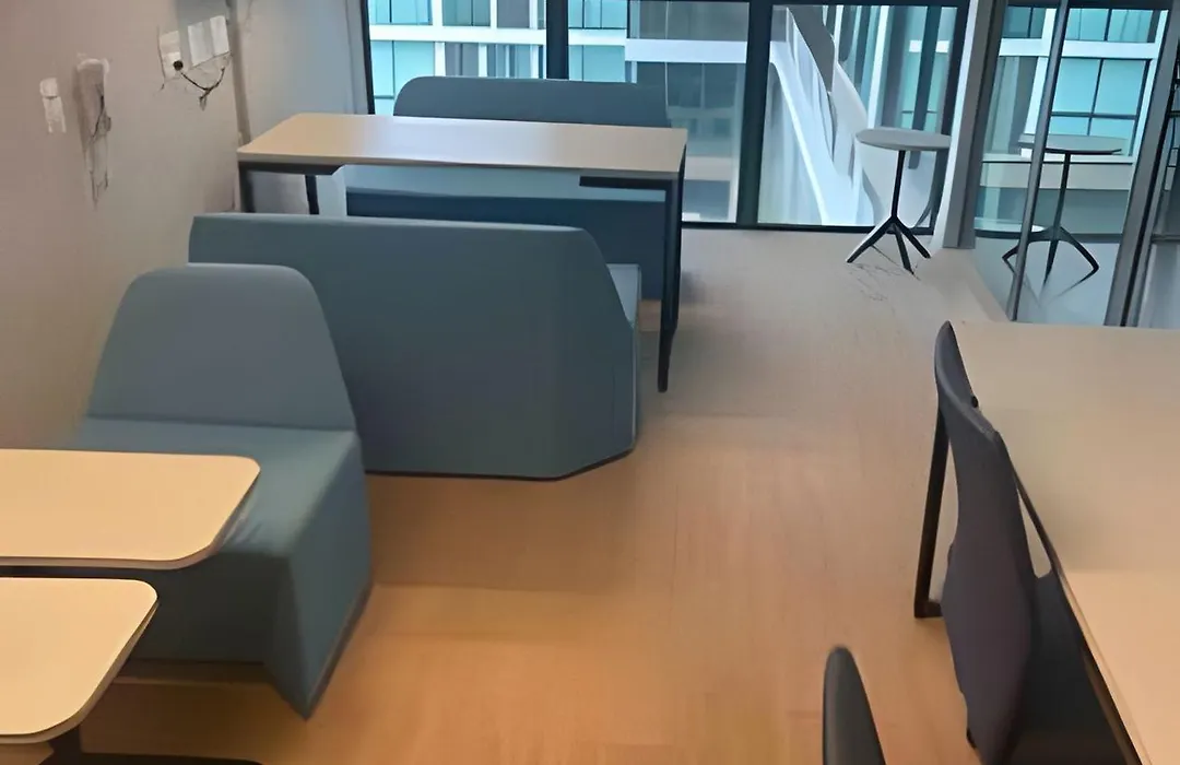 Flat térreo com piscina privativa-1